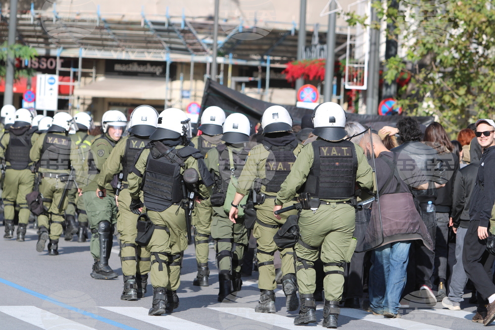 Гърция - Атина - шествие - годишнина от убийството на Алексис Григоропулос