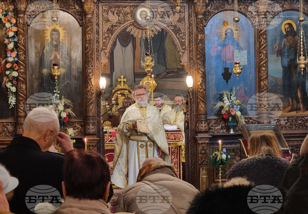 Варна - Никулден - храм „Св. Николай Чудотворец” - литургия