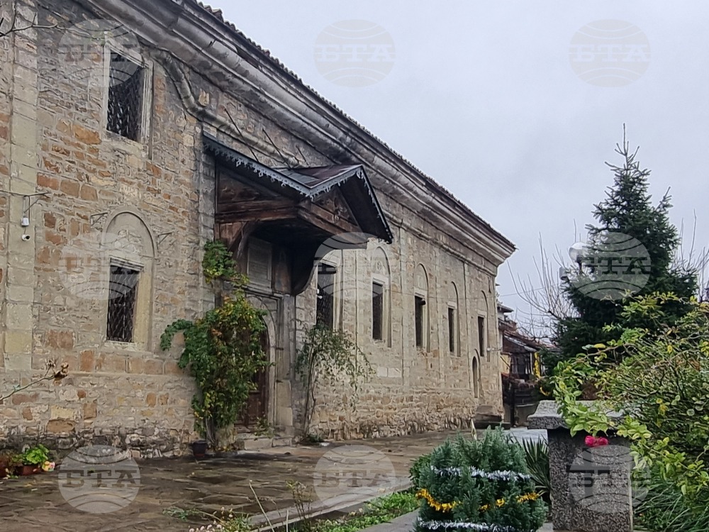Велико Търново - църква „Свети Николай“ - храмов празник