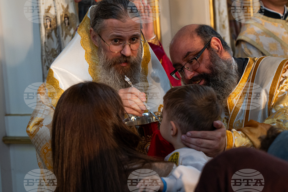Пловдив - Никулден - храм „Св. Николай Чудотворец" - Пловдивски митрополит Николай - литургия