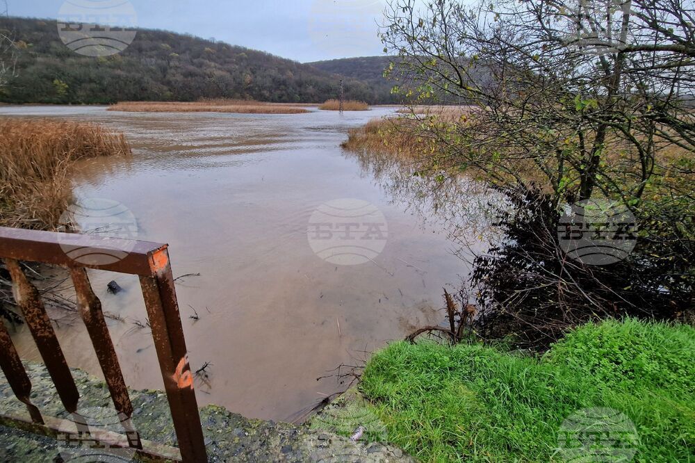 Село Твърдица - Мандренско езеро - река Изворска - ниво