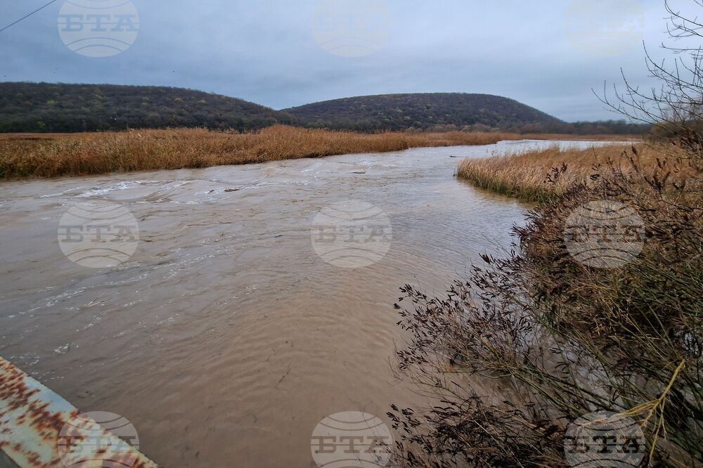 Село Твърдица - Мандренско езеро - река Изворска - ниво