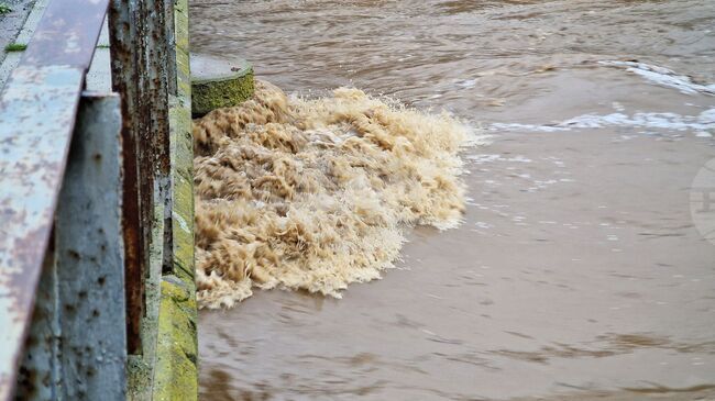 Дворни места и къщи са наводнени в созополското село Зидарово