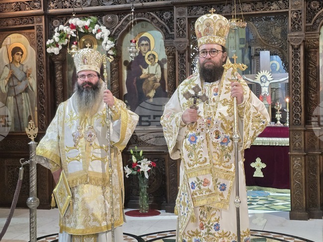По примера на св. Николай да живеем в чистота и правилно да изповядваме християнската вяра, призова Видинският митрополит Пахомий