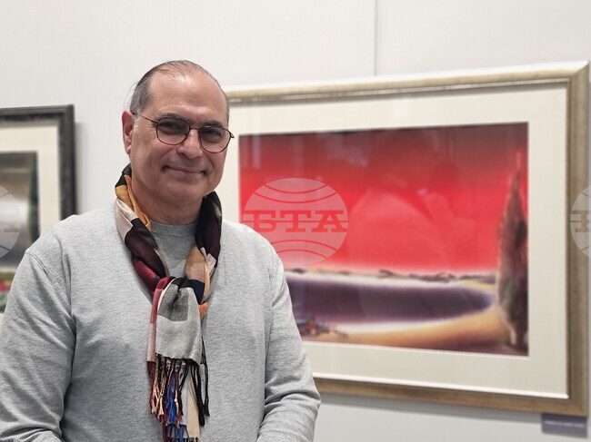 Когато черпим от силата на морето, ние ставаме силни, каза пред БТА Андрей Янев по повод новата си изложба „Тихи брегове“