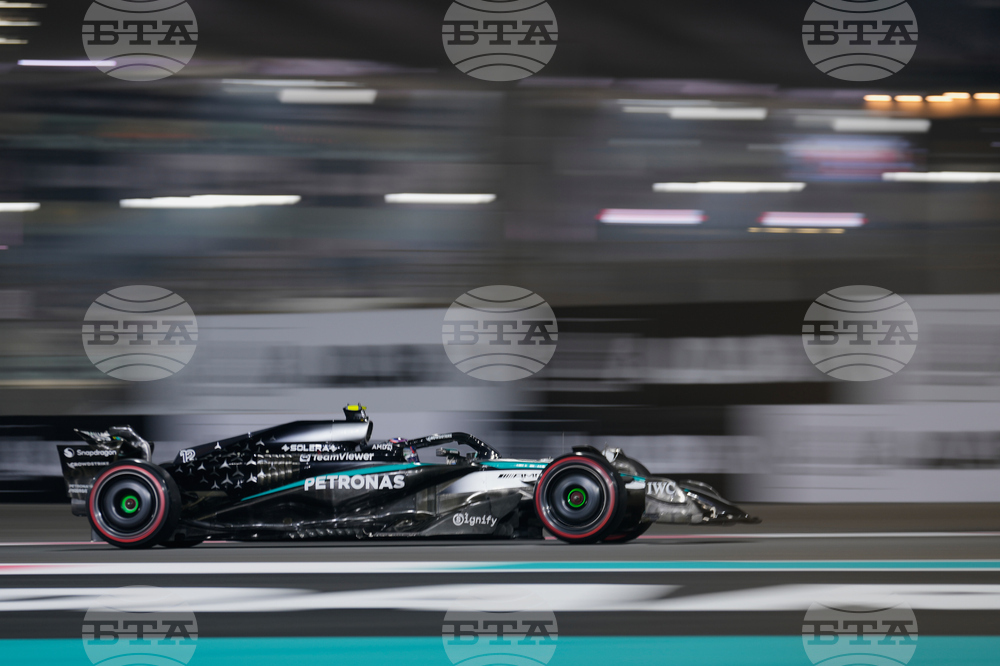 Abu Dhabi F1 GP Auto Racing