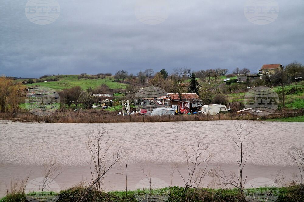Село Извор - река Факийска - наводнени участъци