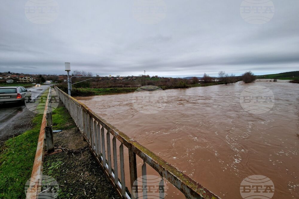 Село Извор - река Факийска - наводнени участъци