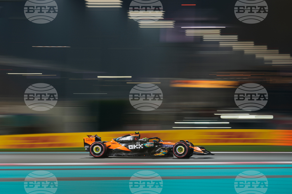 Abu Dhabi F1 GP Auto Racing