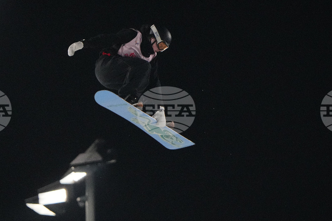 Австрийската състезателка по сноуборд в дисциплината фрийстайл Хана Карер отпразнува 18-ия си рожден ден в Ливиньо по време на Олимпийските игри