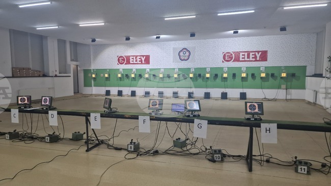 Димитър Николов и Весела Лечева ще открият Европейското първенство по спортна стрелба в Бургас