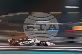 Abu Dhabi F1 GP Auto Racing