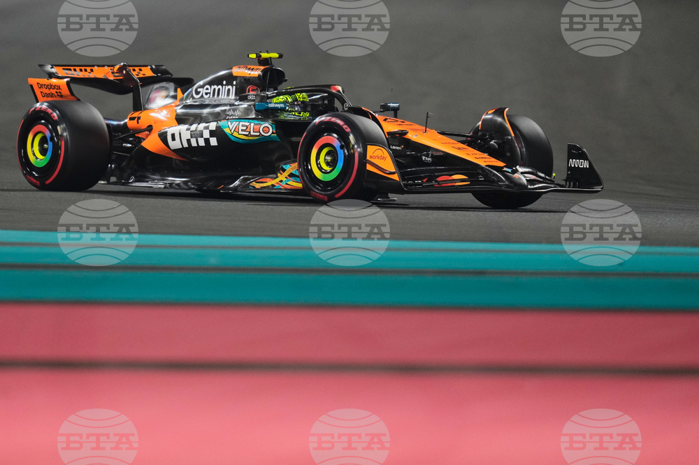 Abu Dhabi F1 GP Auto Racing