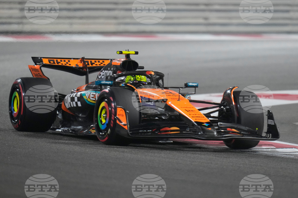 Abu Dhabi F1 GP Auto Racing