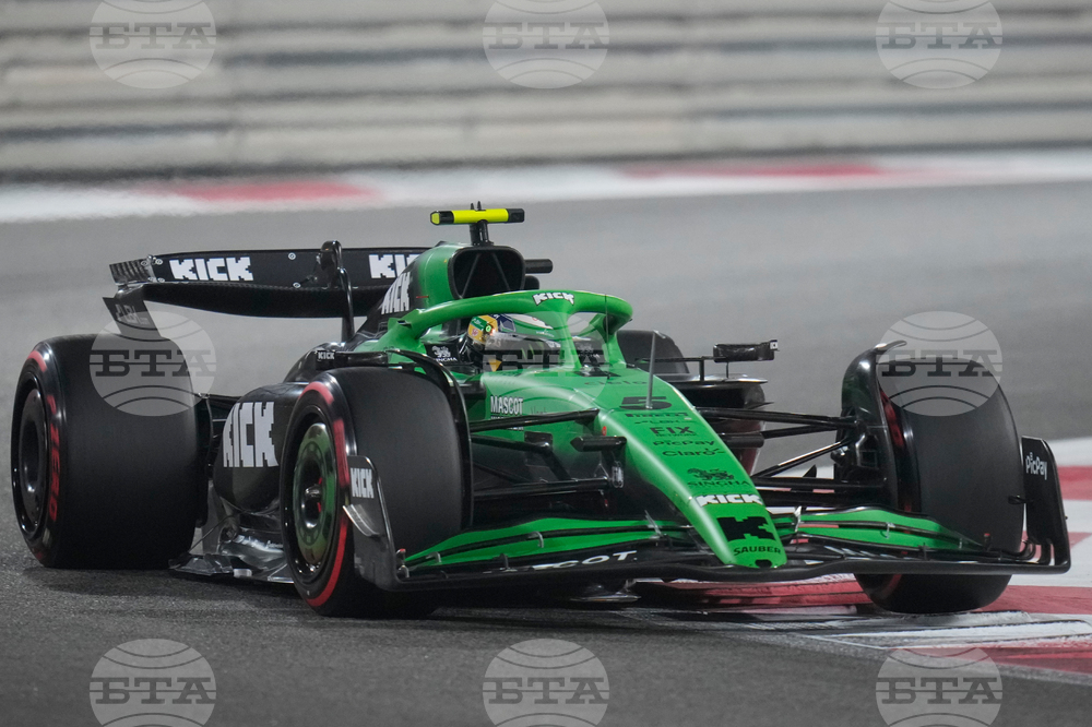 Abu Dhabi F1 GP Auto Racing