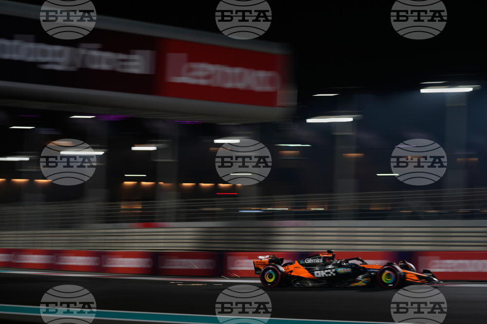 Abu Dhabi F1 GP Auto Racing