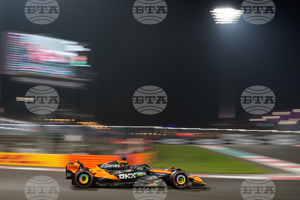 Abu Dhabi F1 GP Auto Racing