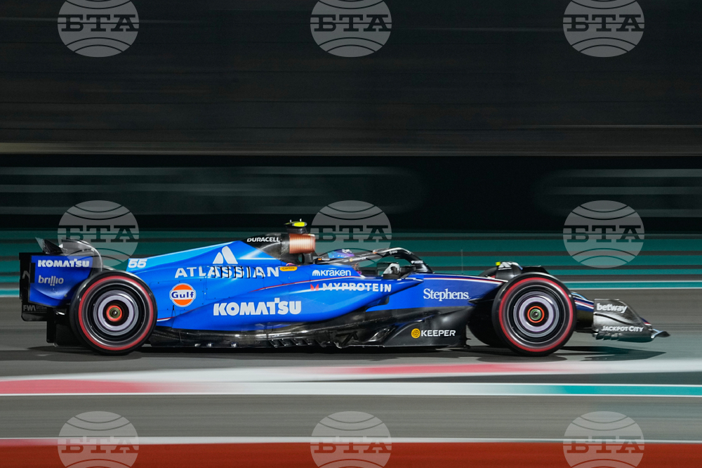 Abu Dhabi F1 GP Auto Racing