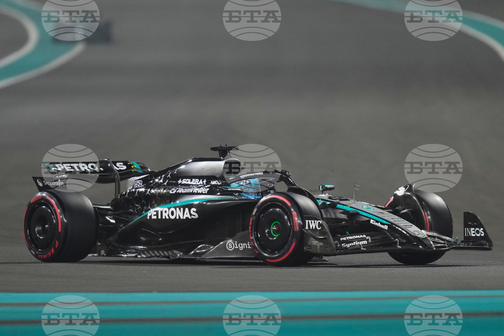 Abu Dhabi F1 GP Auto Racing