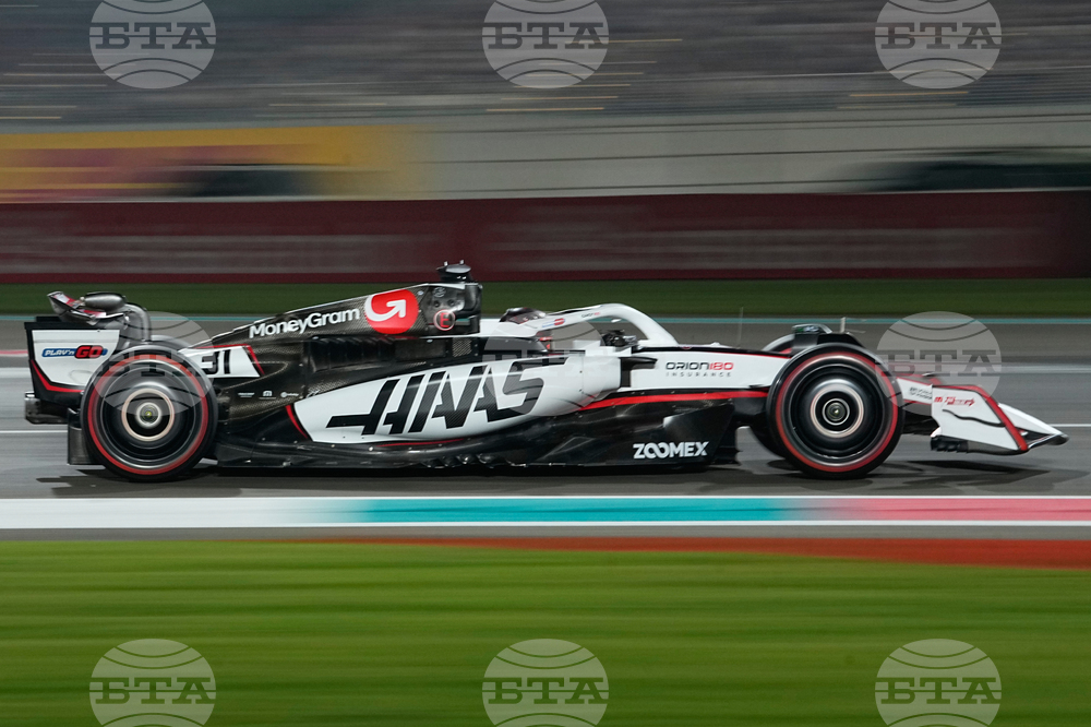 Abu Dhabi F1 GP Auto Racing