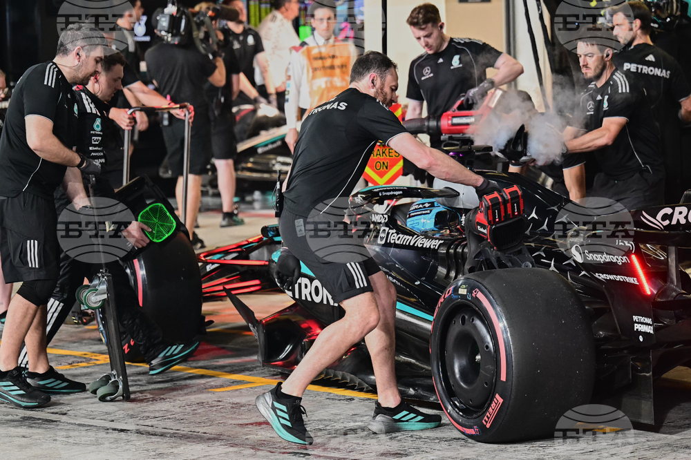 Abu Dhabi F1 GP Auto Racing