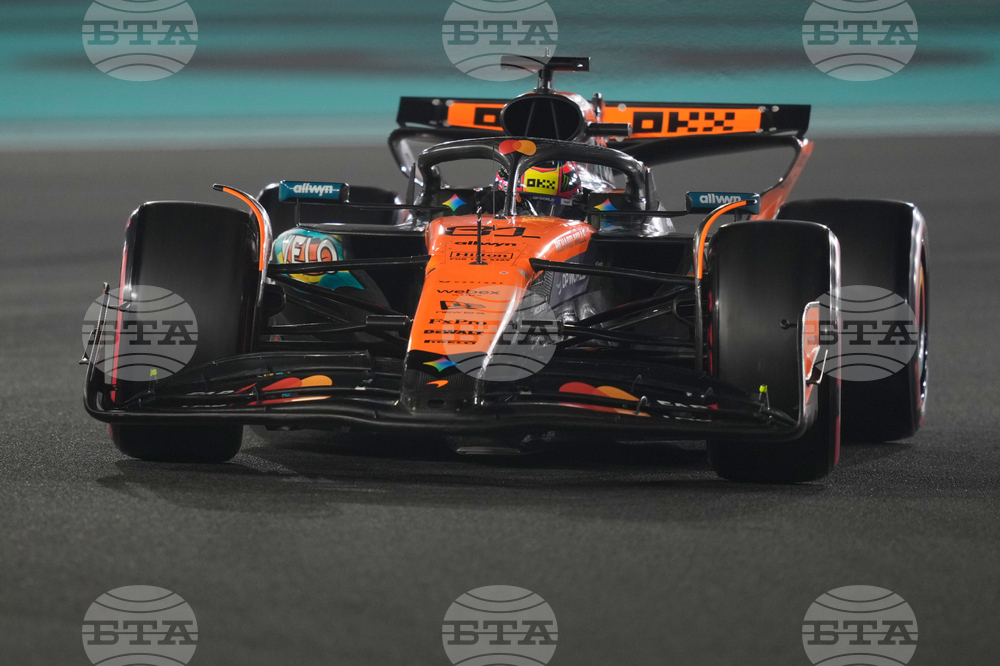 Abu Dhabi F1 GP Auto Racing