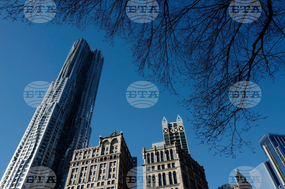 CORRECTION Frank Gehry Photo Gallery