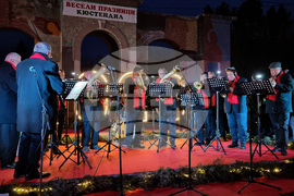 Кюстендил - Коледна елха - светлини