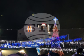 Бургас - празничен концерт и запалване на светлините на коледната елха