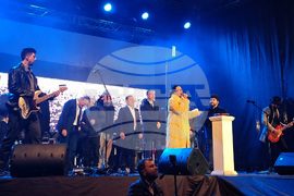 Бургас - празничен концерт и запалване на светлините на коледната елха