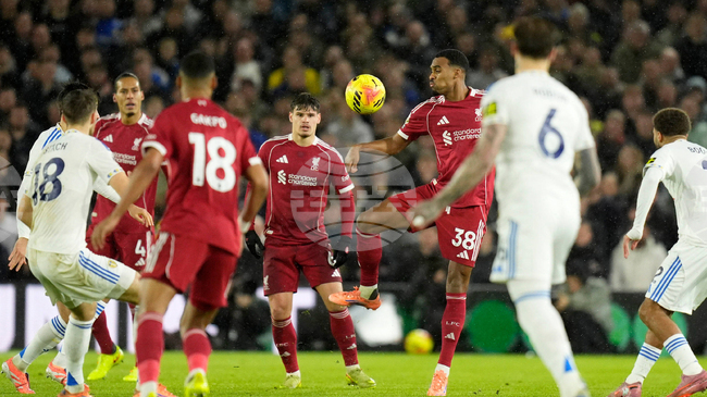 Ливърпул направи драматично равенство в гостуването си на Лийдс