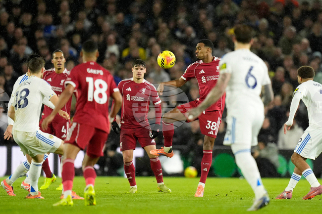 Ливърпул направи равенство в гостуването си на Лийдс