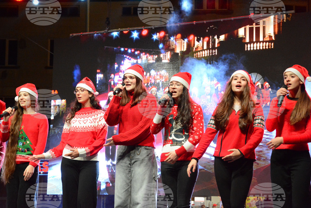 Варна - коледна елха - светлини