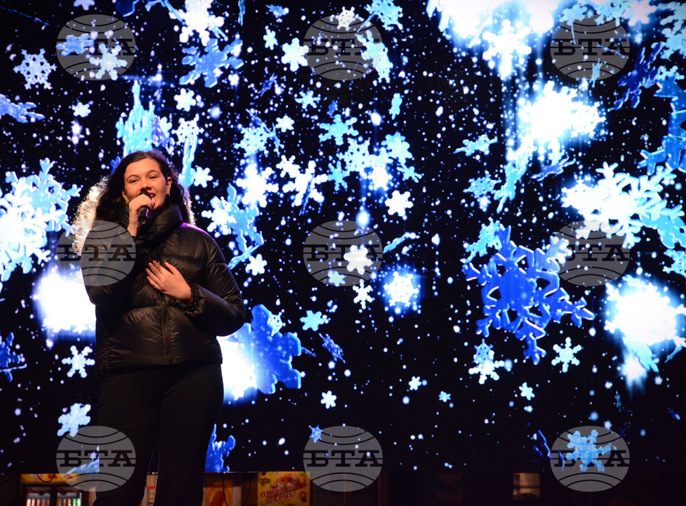 Варна - коледна елха - светлини