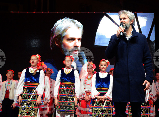 Варна - коледна елха - светлини