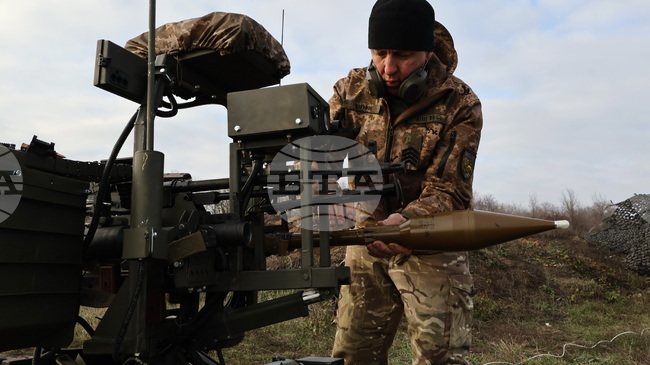 Служител на британската армия е загинал при инцидент в Украйна, съобщи британското Министерство на отбраната