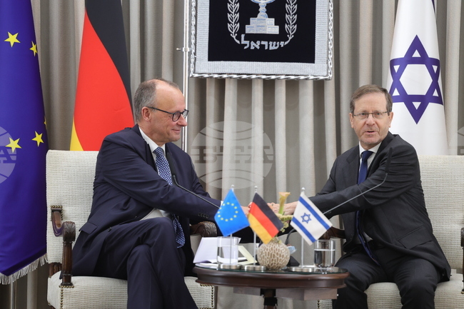 Фридрих Мерц подчерта приятелството между Германия и Израел по време на първата си визита като канцлер в страната