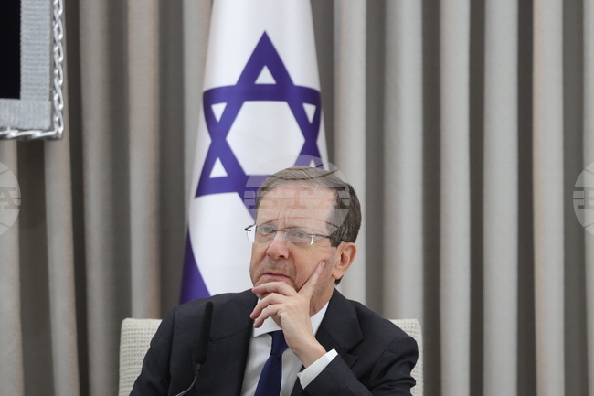 Стрелбата на плажа Бондай в Сидни е "подло" нападение срещу еврейската общност, заяви израелският президент Ицхак Херцог 