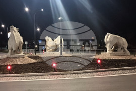 Ямбол - скулптурна композиция "Биковете" - ново място