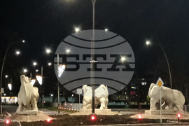 Ямбол - скулптурна композиция "Биковете" - ново място