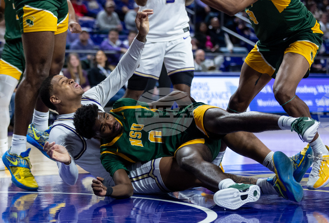 Norfolk St James Madison Basketball