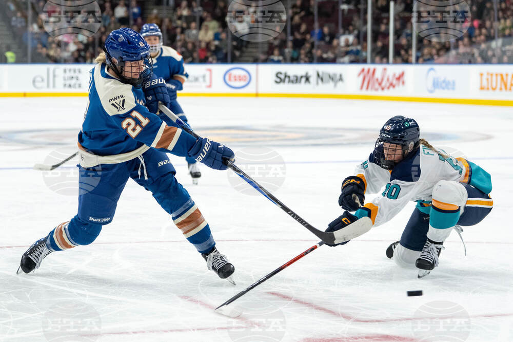 PWHL Sirens Goldeneyes Hockey