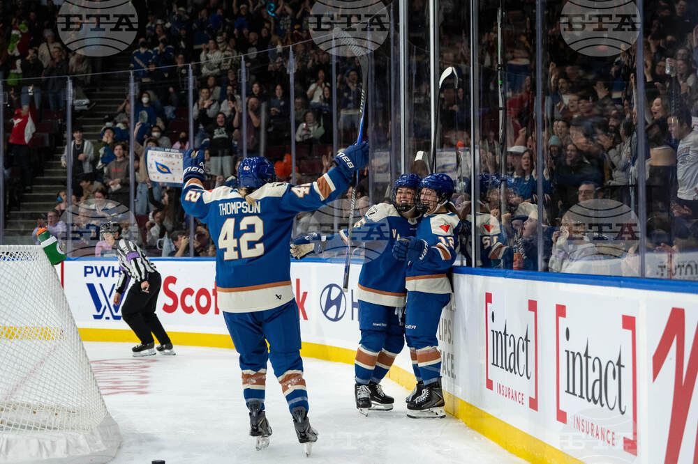PWHL Sirens Goldeneyes Hockey
