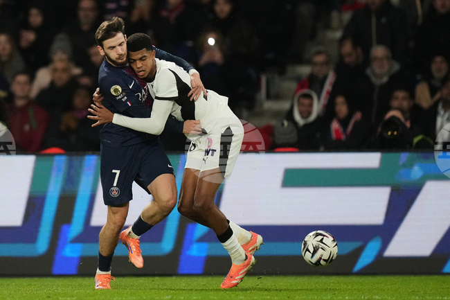 Пари Сен Жермен постигна голяма победа срещу Рен, Хвича Кварацхелия вкара два гола