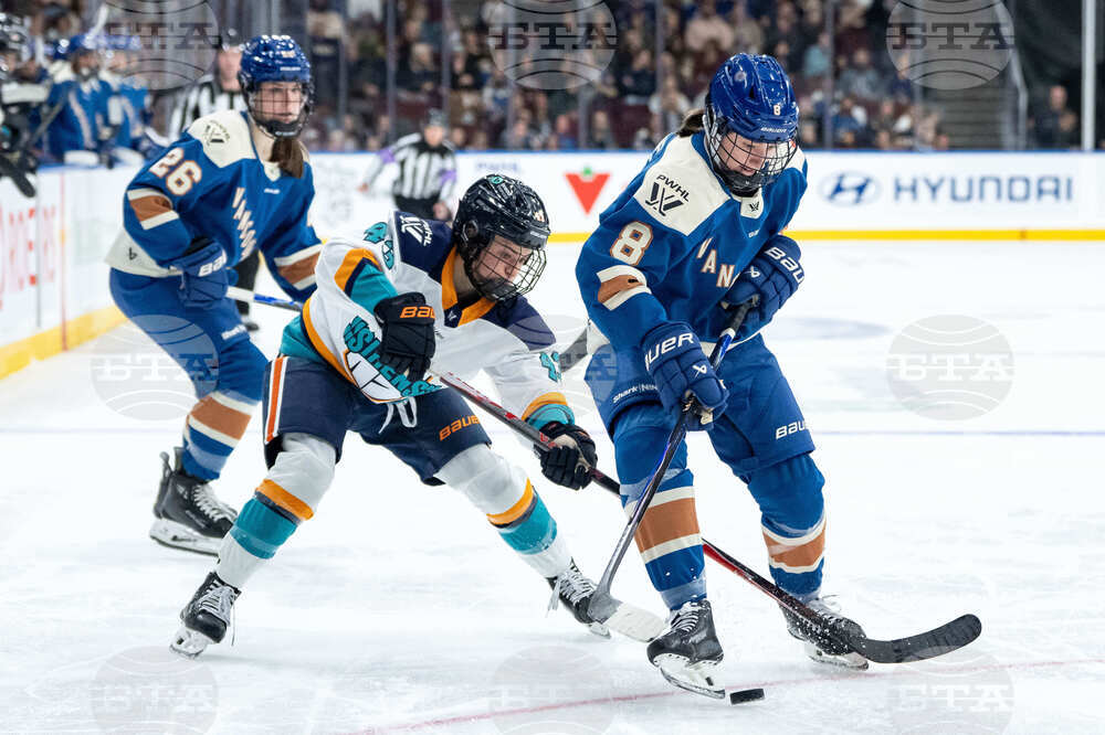 PWHL Sirens Goldeneyes Hockey