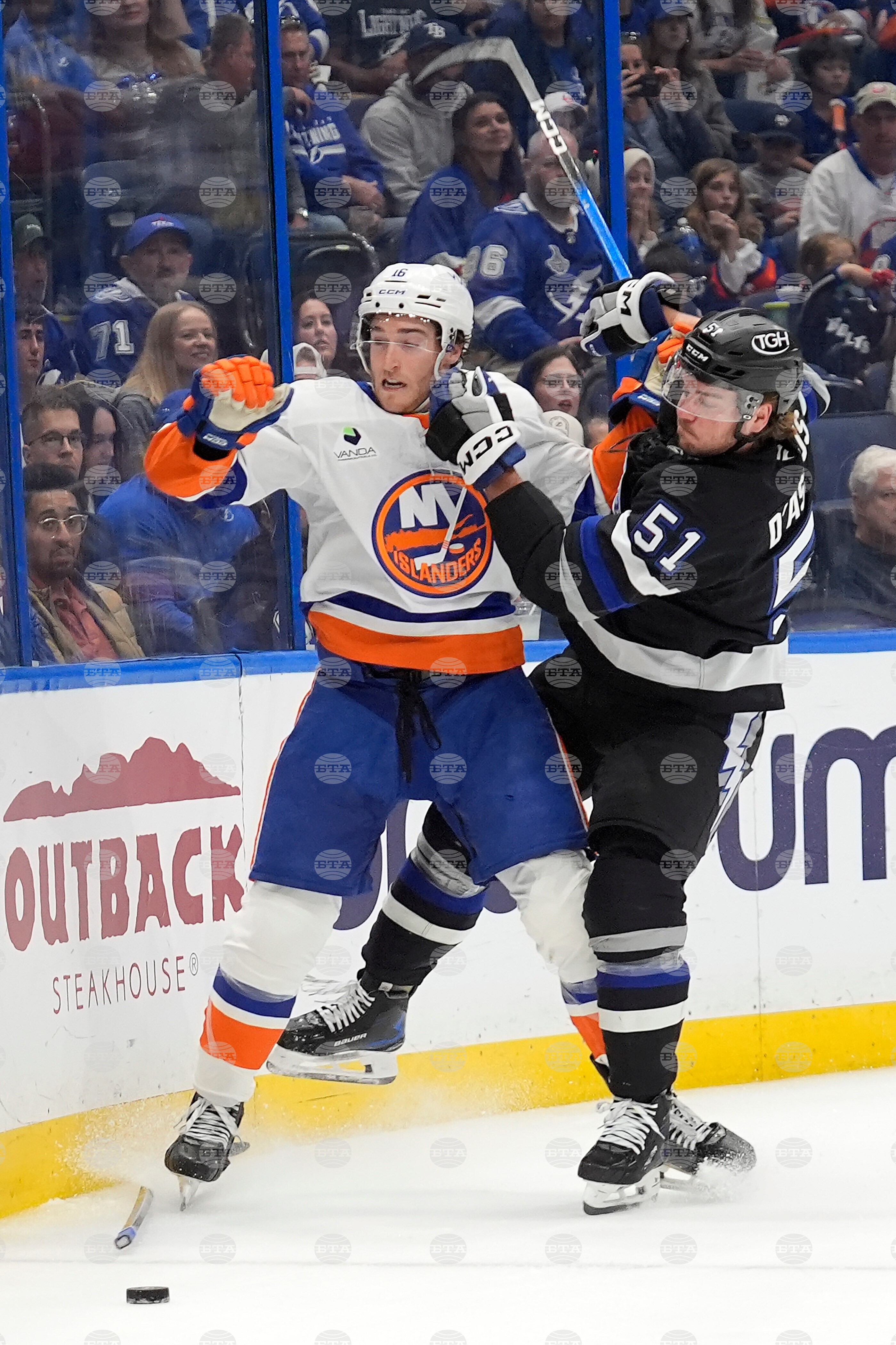 Islanders Lightning Hockey