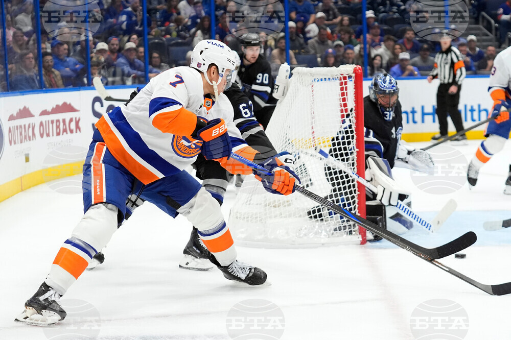 Islanders Lightning Hockey