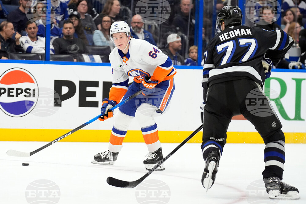 Islanders Lightning Hockey