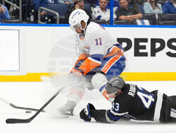 Islanders Lightning Hockey