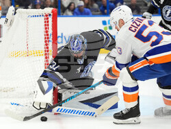 Islanders Lightning Hockey